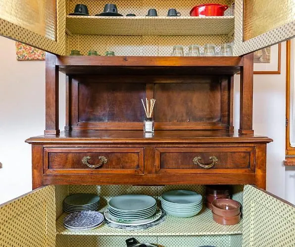 Stylish One Bedroom In The Heart Of * 博洛尼亚